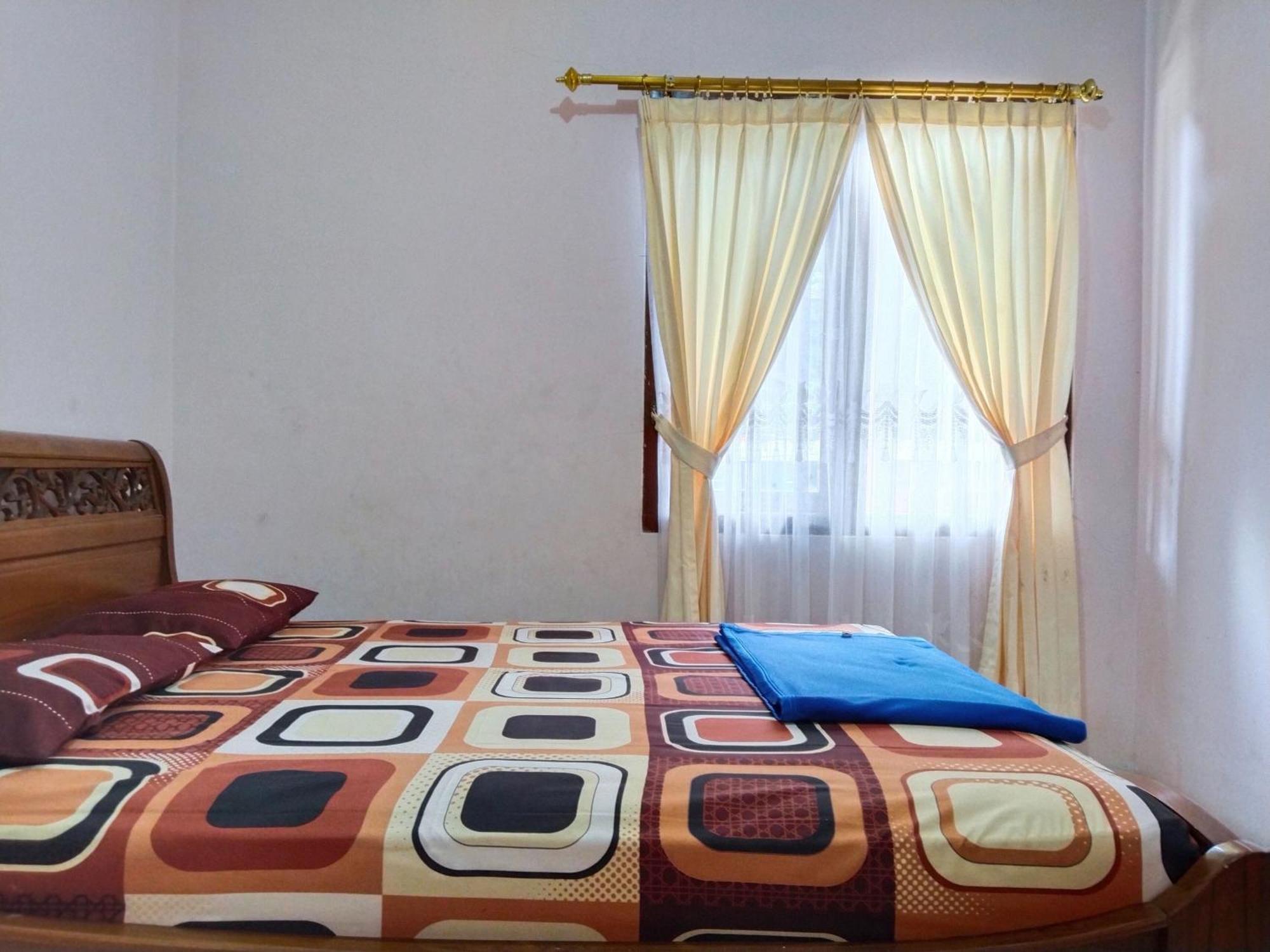 Villa Yustisia Curug 7 Cilember Cisarua Exteriér fotografie