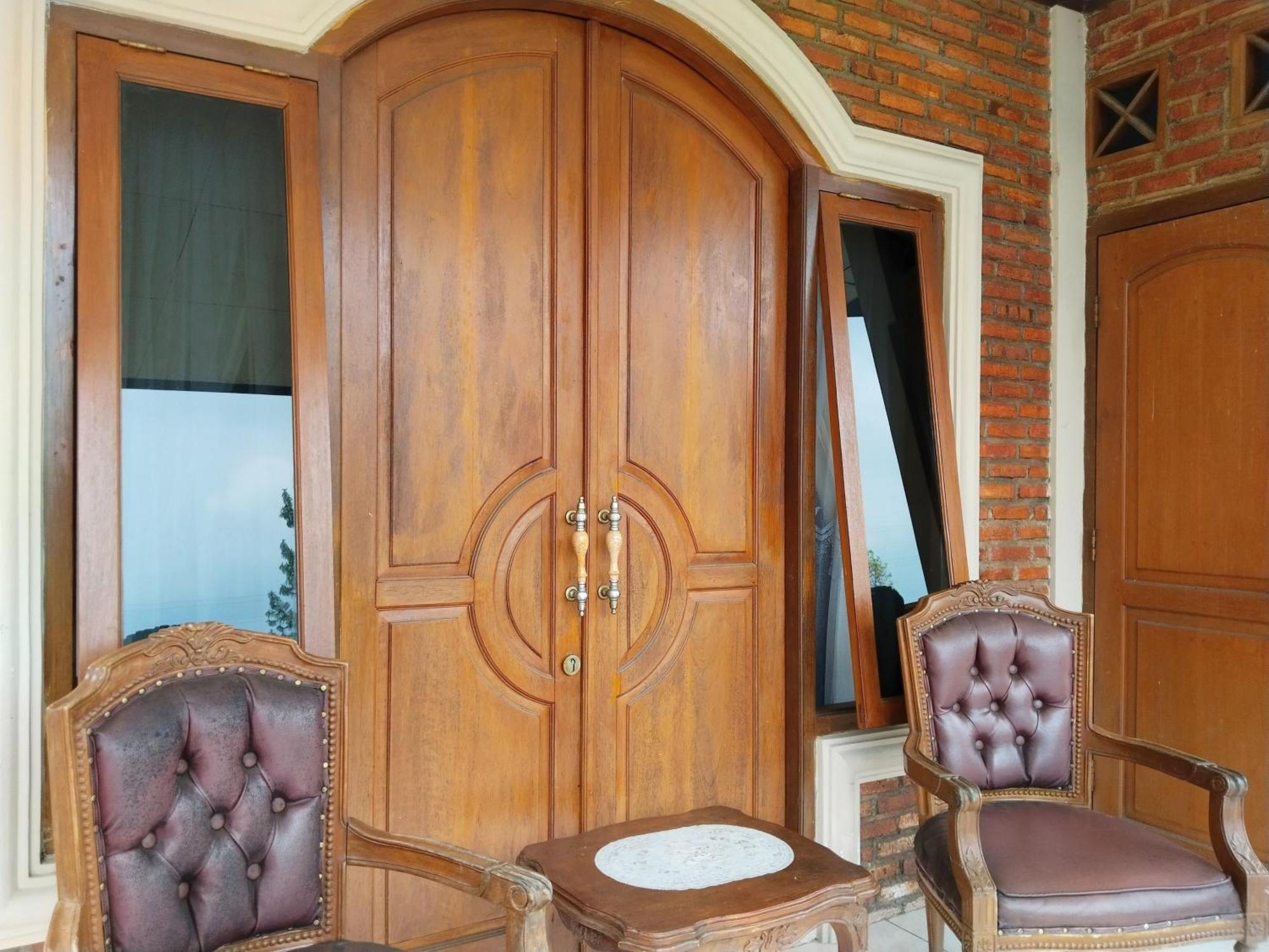 Villa Yustisia Curug 7 Cilember Cisarua Exteriér fotografie
